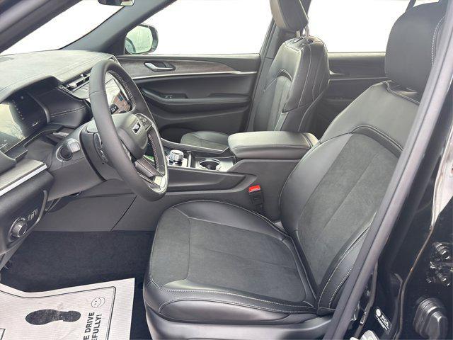 new 2026 Jeep Grand Cherokee car, priced at $46,962