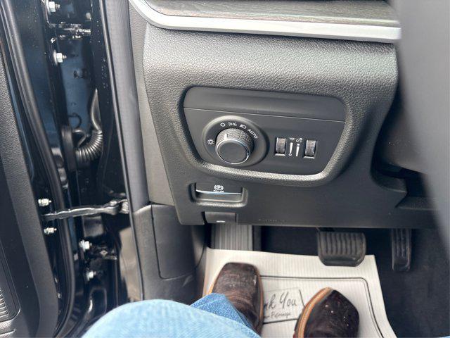 new 2026 Jeep Grand Cherokee car, priced at $46,962