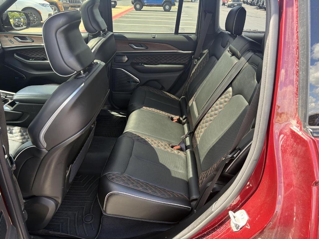 used 2023 Jeep Grand Cherokee car, priced at $40,995