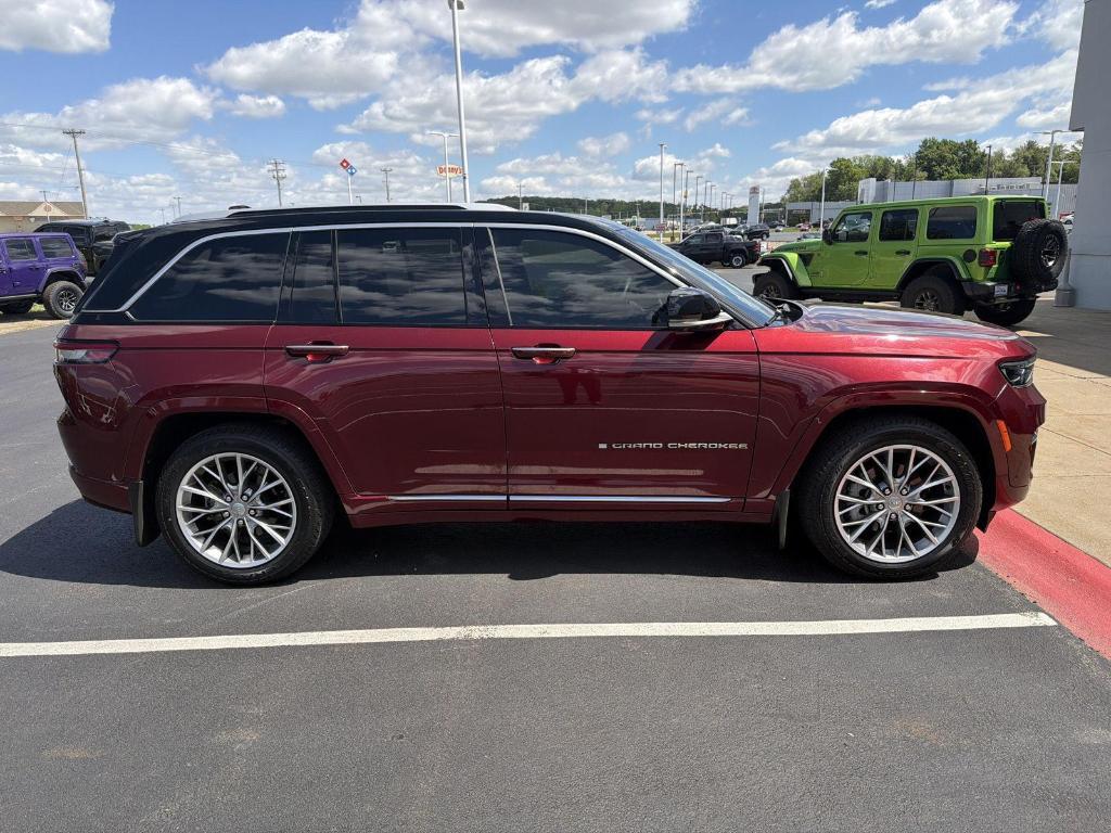 used 2023 Jeep Grand Cherokee car, priced at $40,995