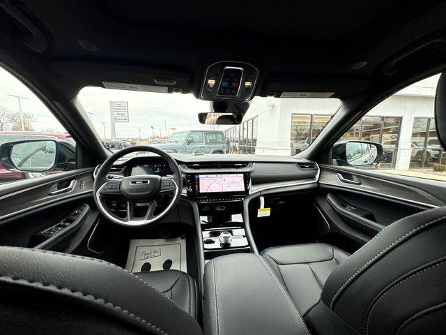 new 2026 Jeep Grand Cherokee car, priced at $47,695