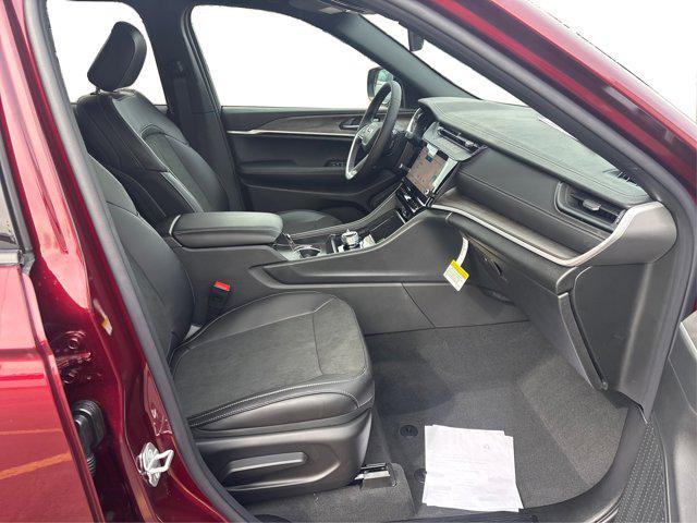 new 2026 Jeep Grand Cherokee car, priced at $43,430