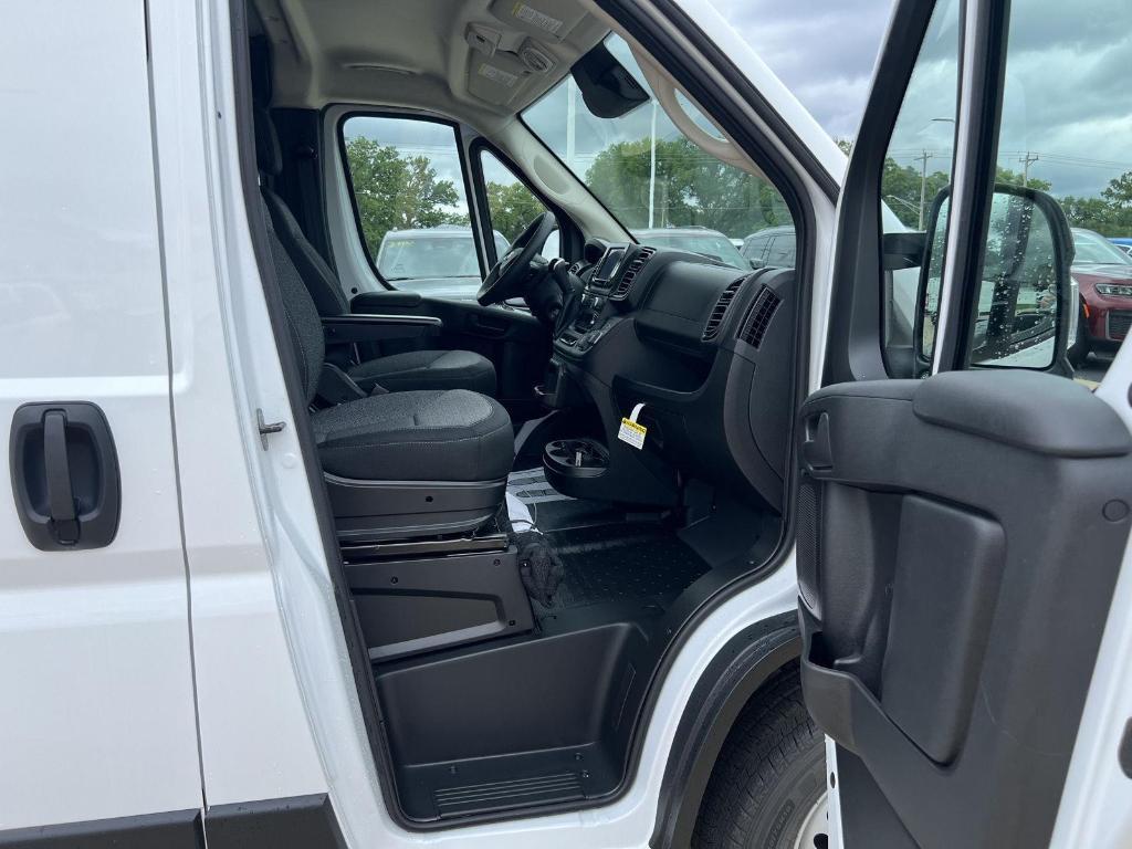 new 2026 Ram ProMaster 2500 car, priced at $51,770