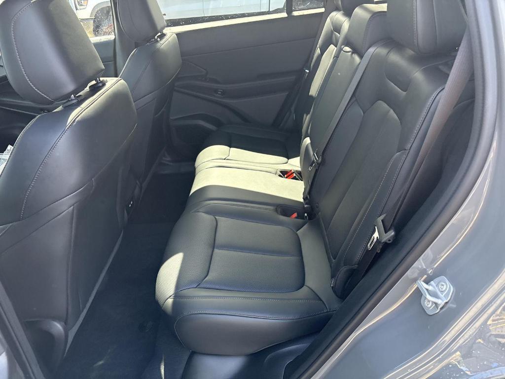 new 2026 Jeep Cherokee car, priced at $41,685