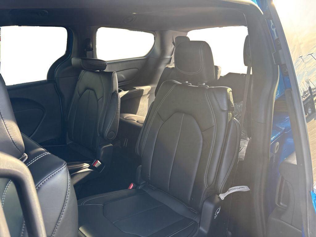 new 2026 Chrysler Pacifica car, priced at $39,930