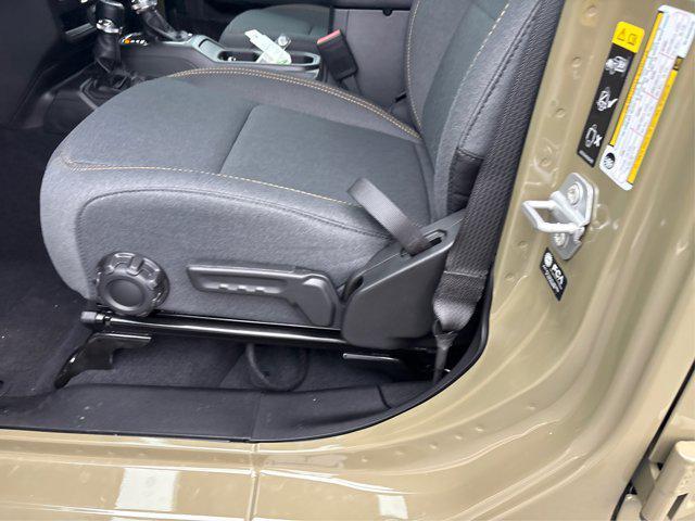 new 2025 Jeep Gladiator car, priced at $38,645