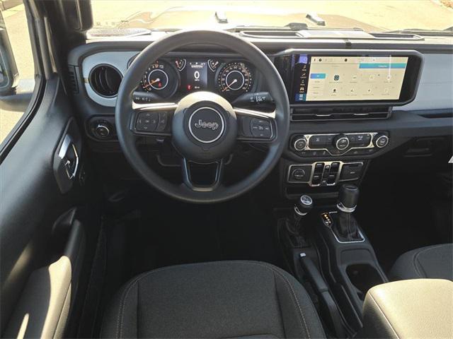 new 2026 Jeep Gladiator car, priced at $39,176