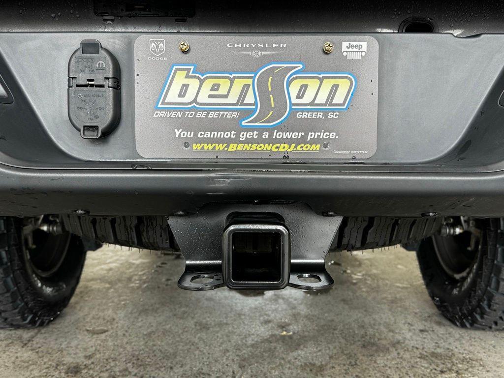 used 2024 Jeep Gladiator car, priced at $45,638