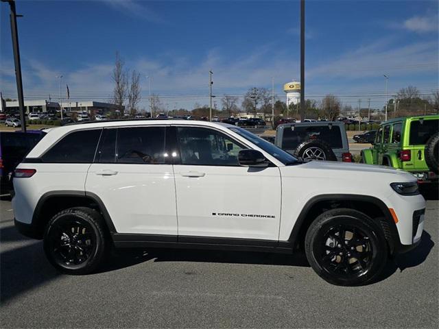 new 2026 Jeep Grand Cherokee car, priced at $47,067