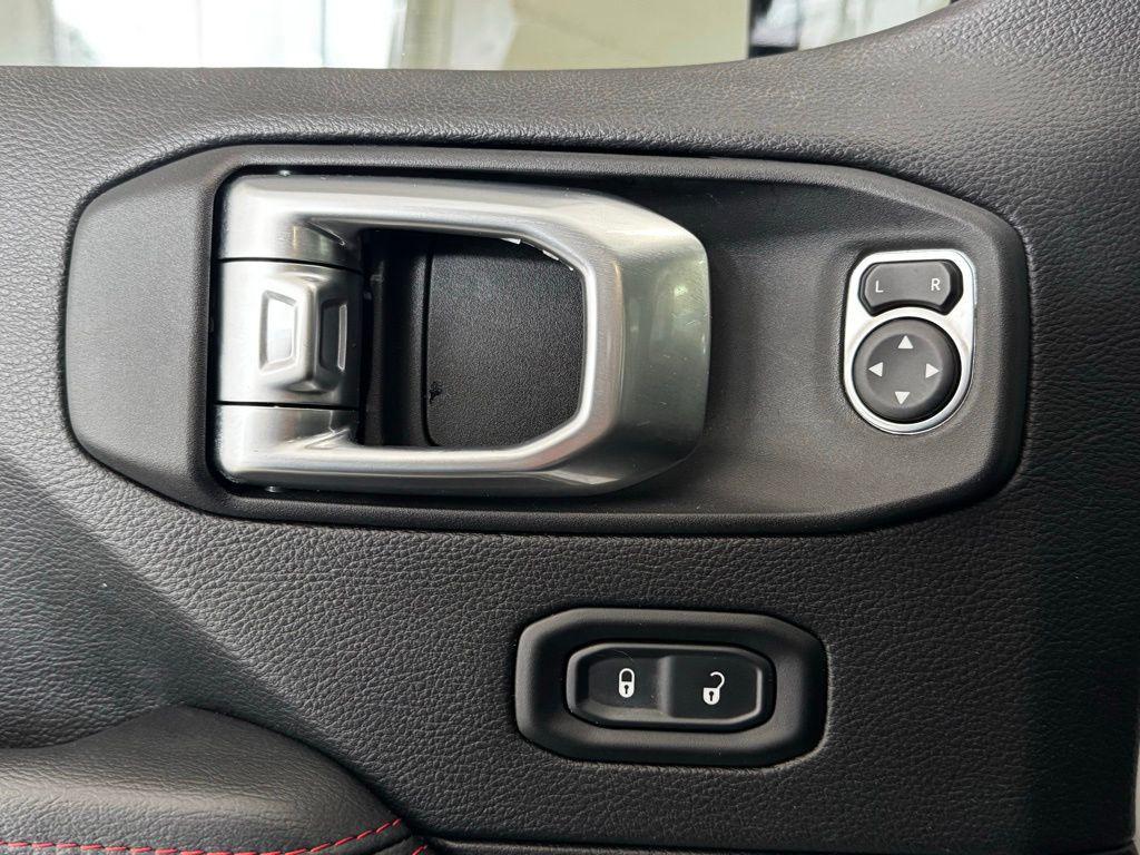 used 2023 Jeep Gladiator car, priced at $39,888