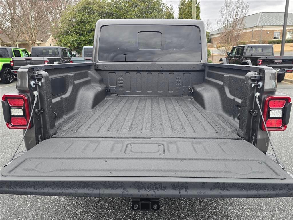 new 2026 Jeep Gladiator car, priced at $56,683