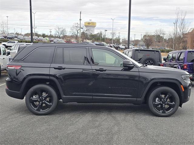 new 2026 Jeep Grand Cherokee car, priced at $51,170