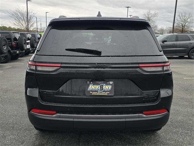 new 2026 Jeep Grand Cherokee car, priced at $51,170