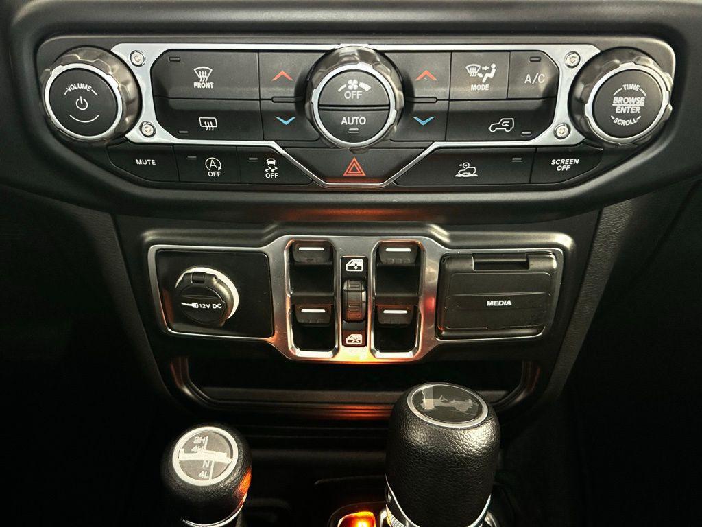 used 2022 Jeep Wrangler Unlimited car, priced at $30,000