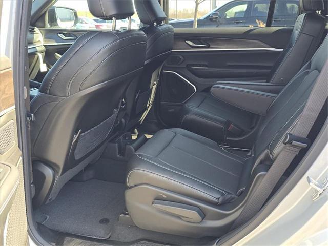 new 2026 Jeep Grand Cherokee L car, priced at $55,836