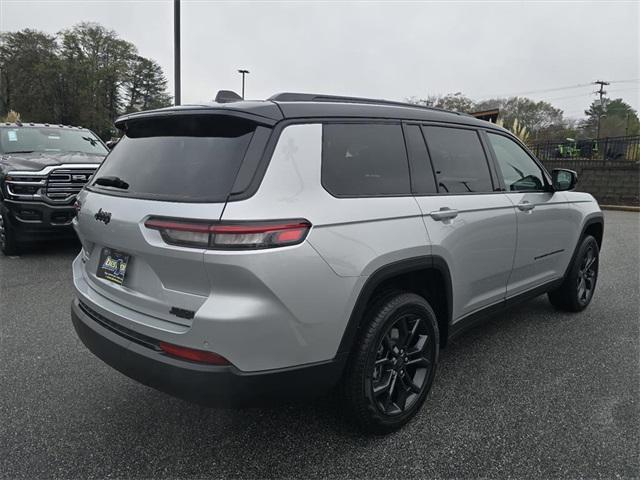 new 2025 Jeep Grand Cherokee L car, priced at $50,162