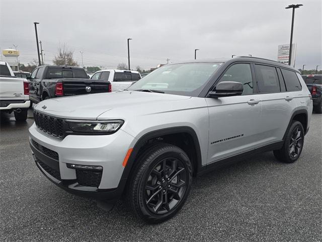 new 2025 Jeep Grand Cherokee L car, priced at $50,162