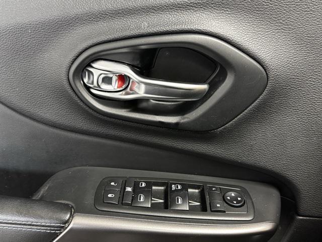 used 2019 Jeep Cherokee car, priced at $14,750