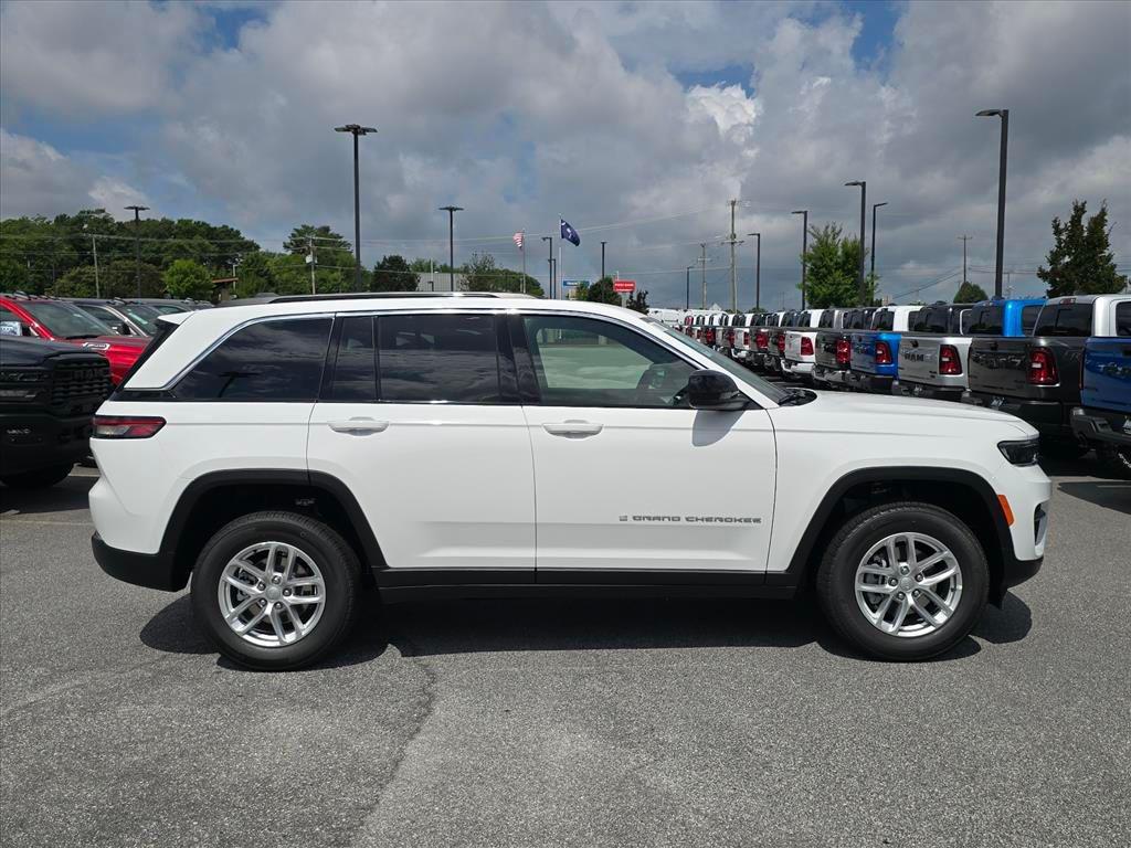 new 2026 Jeep Grand Cherokee car, priced at $36,831
