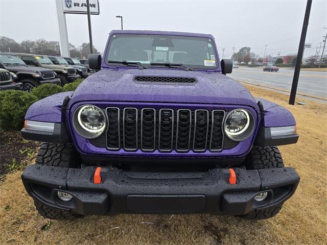 new 2026 Jeep Gladiator car, priced at $60,331