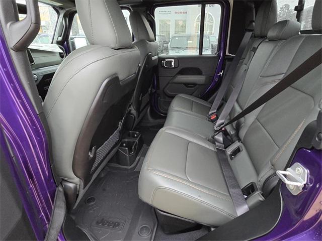 new 2026 Jeep Gladiator car, priced at $60,331