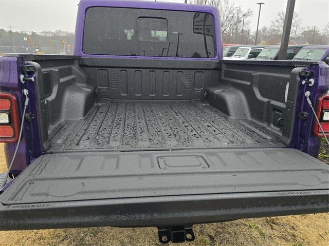 new 2026 Jeep Gladiator car, priced at $60,331