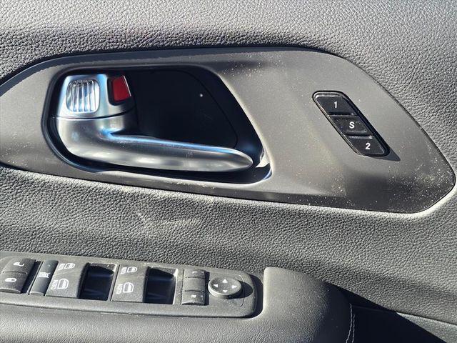 new 2026 Chrysler Pacifica car, priced at $44,675