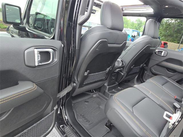 new 2025 Jeep Wrangler car, priced at $53,671