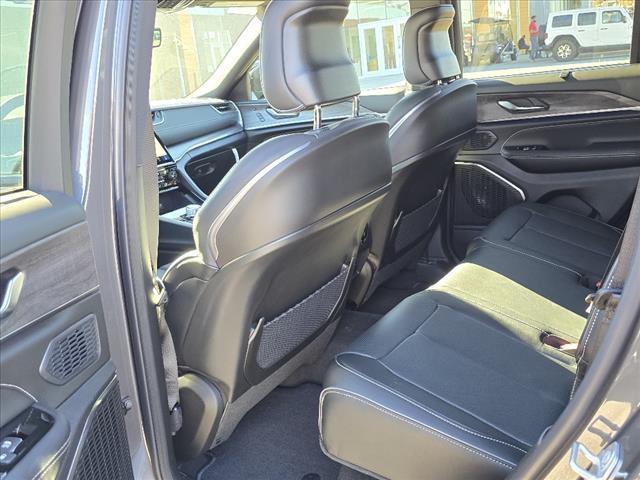 new 2025 Jeep Grand Cherokee car, priced at $56,188