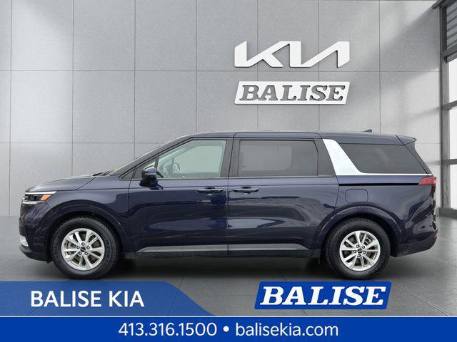used 2024 Kia Carnival car, priced at $27,999