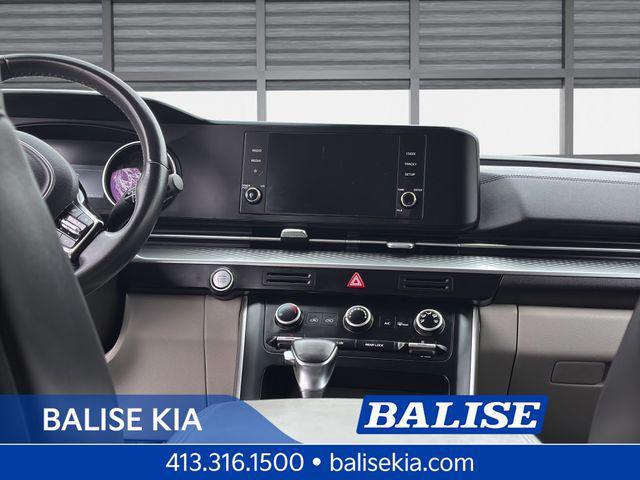 used 2024 Kia Carnival car, priced at $27,999