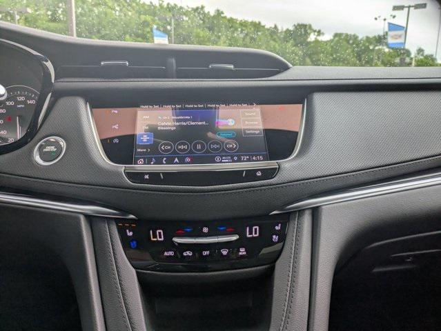 new 2025 Cadillac XT5 car, priced at $57,990