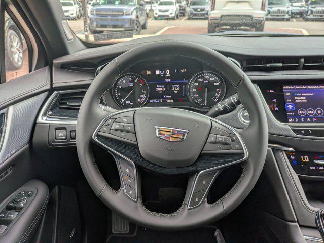 new 2025 Cadillac XT5 car, priced at $57,990