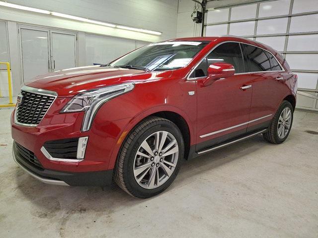 used 2023 Cadillac XT5 car, priced at $35,600