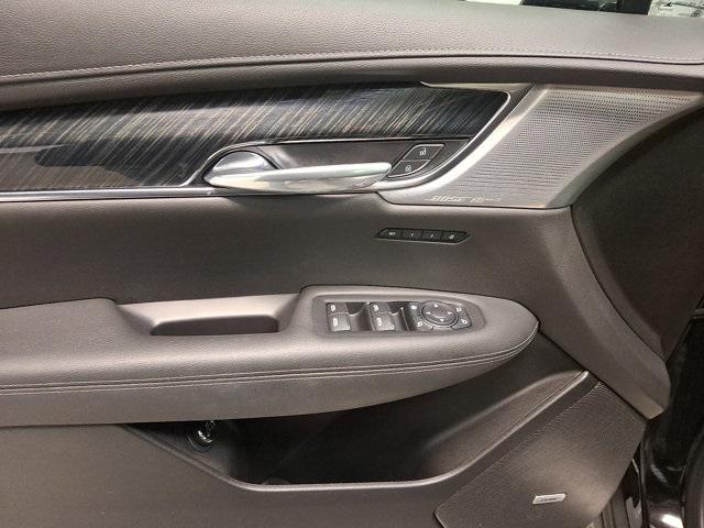 used 2022 Cadillac XT6 car, priced at $34,600