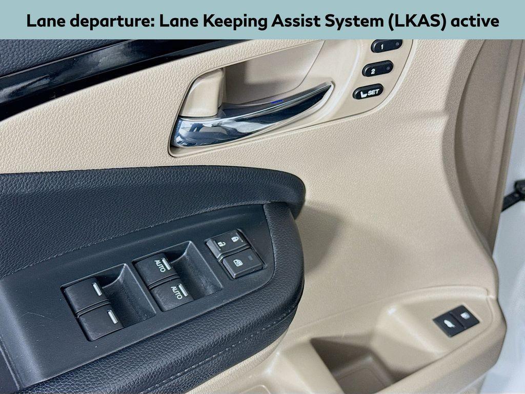 used 2022 Honda Pilot car, priced at $31,995