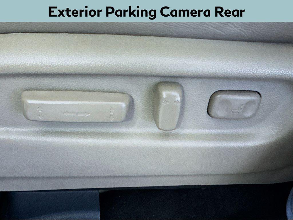 used 2022 Honda Pilot car, priced at $31,995