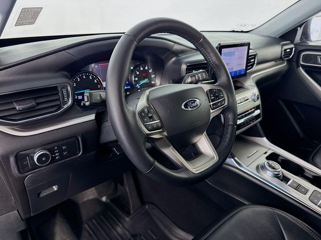 used 2021 Ford Explorer car, priced at $26,995