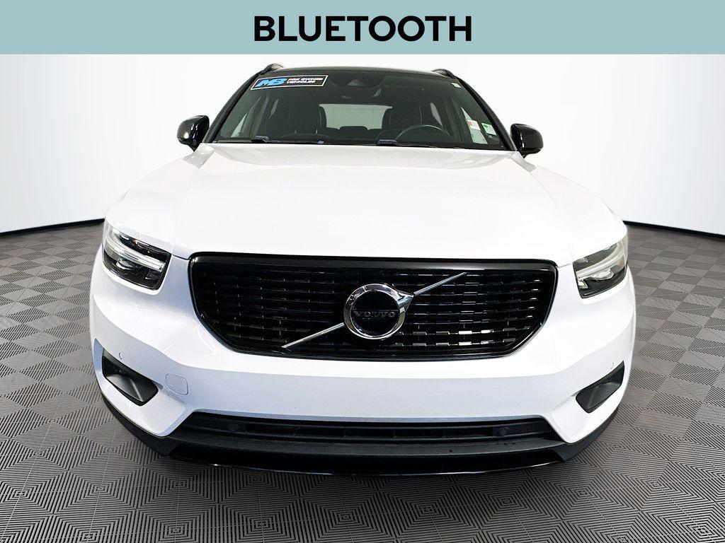 used 2020 Volvo XC40 car, priced at $22,988