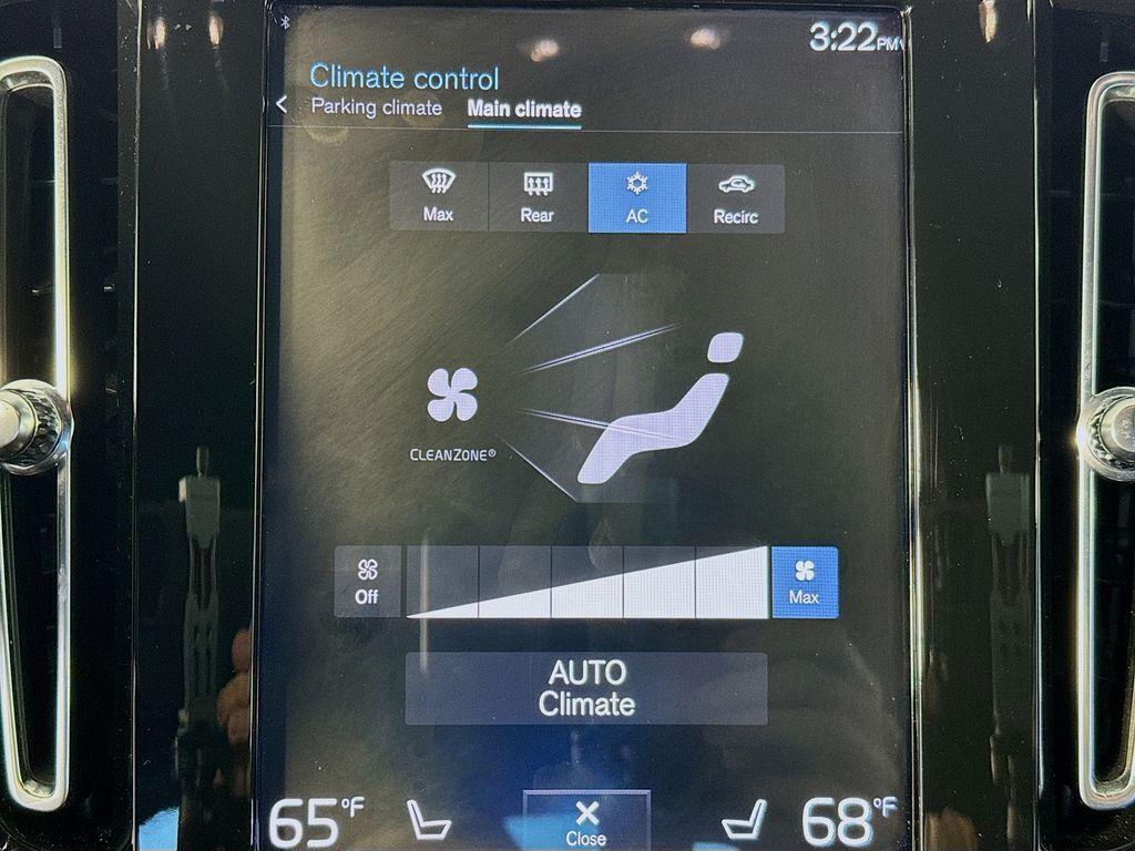 used 2020 Volvo XC40 car, priced at $22,988