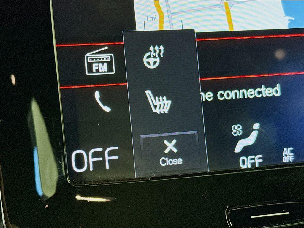 used 2020 Volvo XC40 car, priced at $22,988