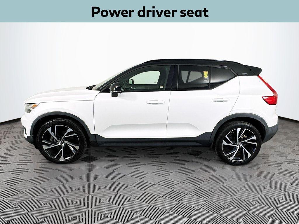 used 2020 Volvo XC40 car, priced at $22,988