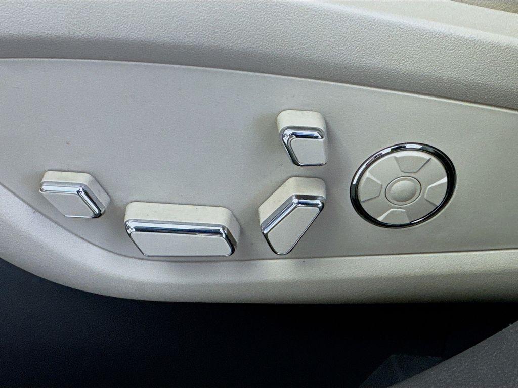 used 2020 Lincoln Nautilus car, priced at $20,838