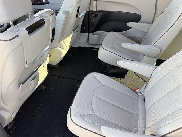 used 2020 Chrysler Pacifica car, priced at $19,999