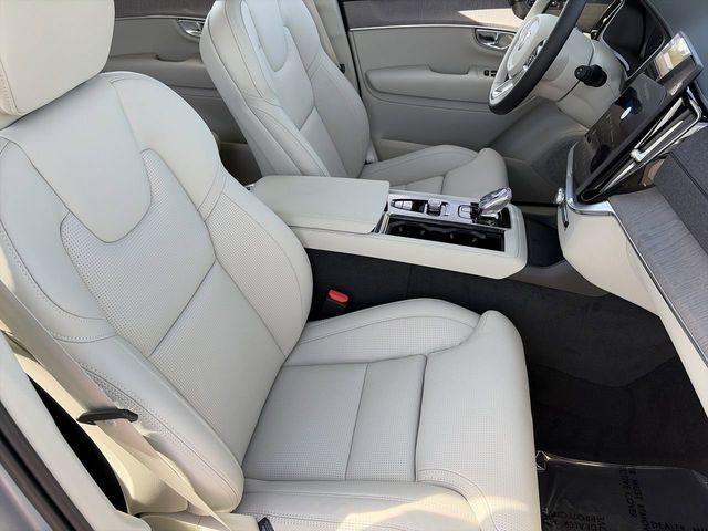 new 2026 Volvo XC90 Plug-In Hybrid car, priced at $85,745