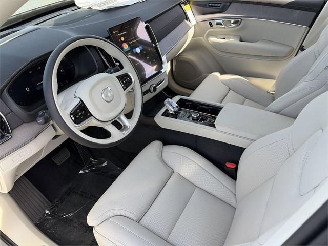 new 2026 Volvo XC90 Plug-In Hybrid car, priced at $85,745