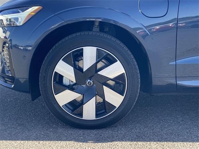 new 2025 Volvo XC60 Plug-In Hybrid car, priced at $66,235