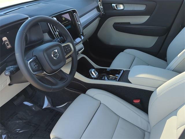 new 2026 Volvo XC40 car, priced at $46,425