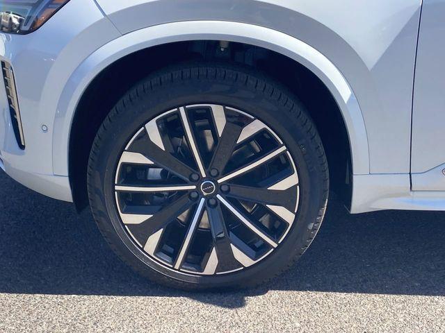 new 2025 Volvo XC90 car, priced at $73,645