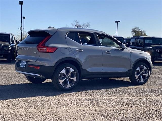 new 2025 Volvo XC40 car, priced at $48,315